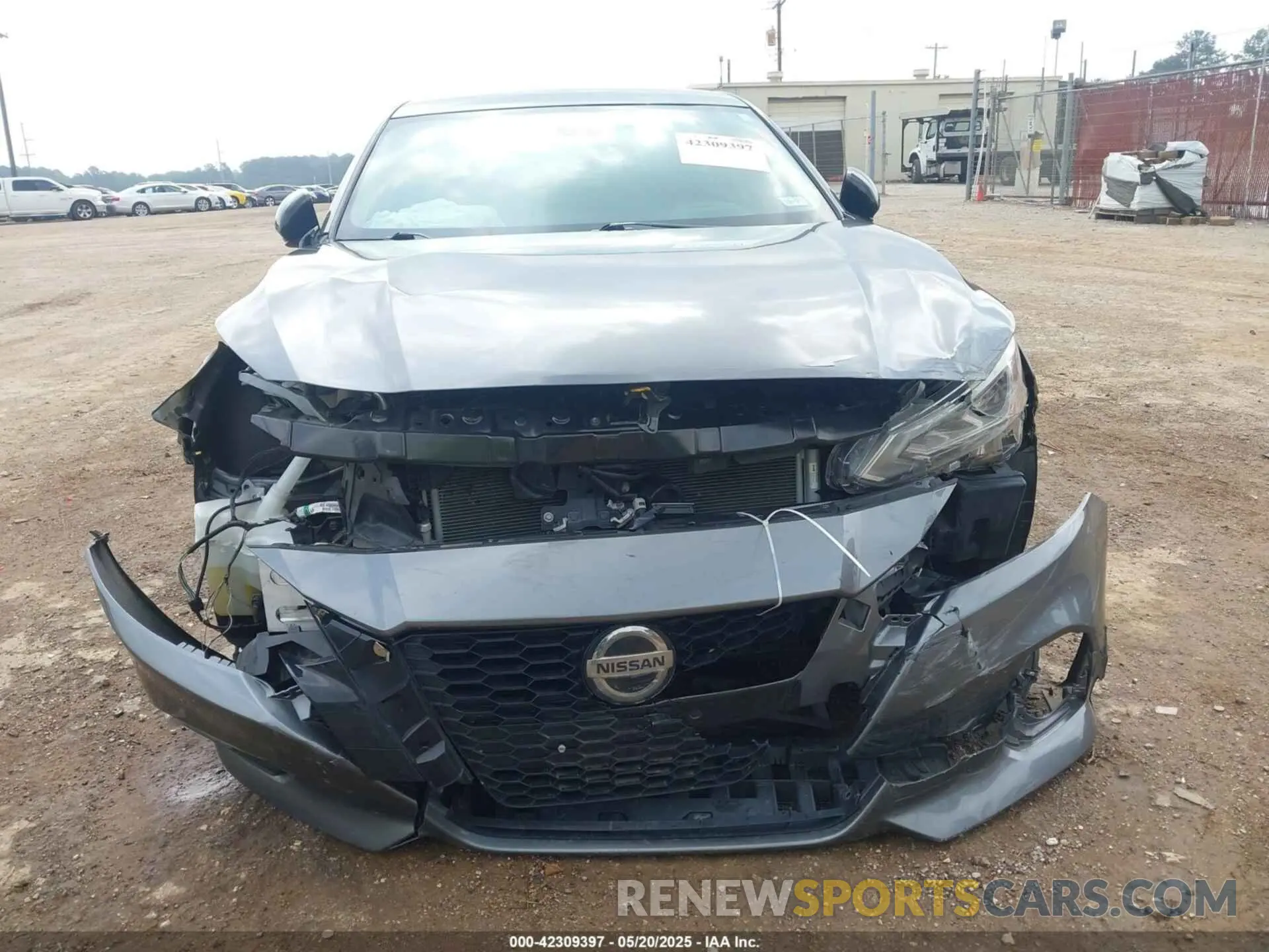6 Photograph of a damaged car 1N4BL4CV8LN306956 NISSAN ALTIMA 2020