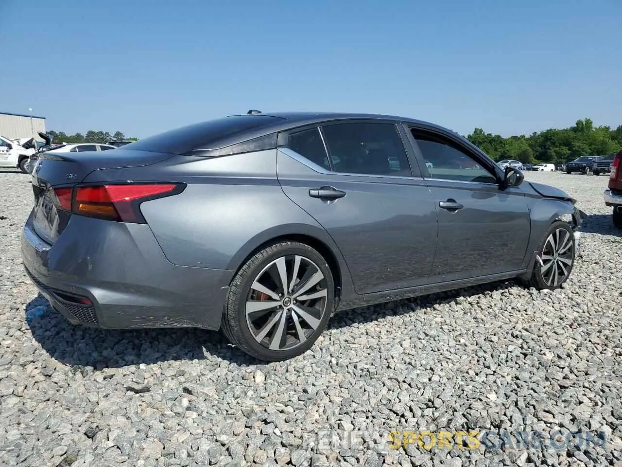 3 Photograph of a damaged car 1N4BL4CV8LN316340 NISSAN ALTIMA 2020