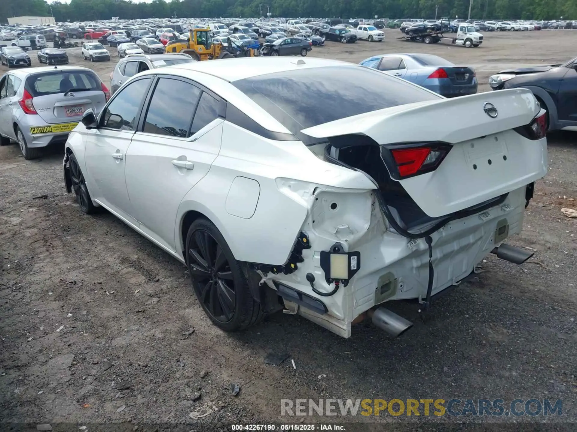 3 Photograph of a damaged car 1N4BL4CV9LC142631 NISSAN ALTIMA 2020
