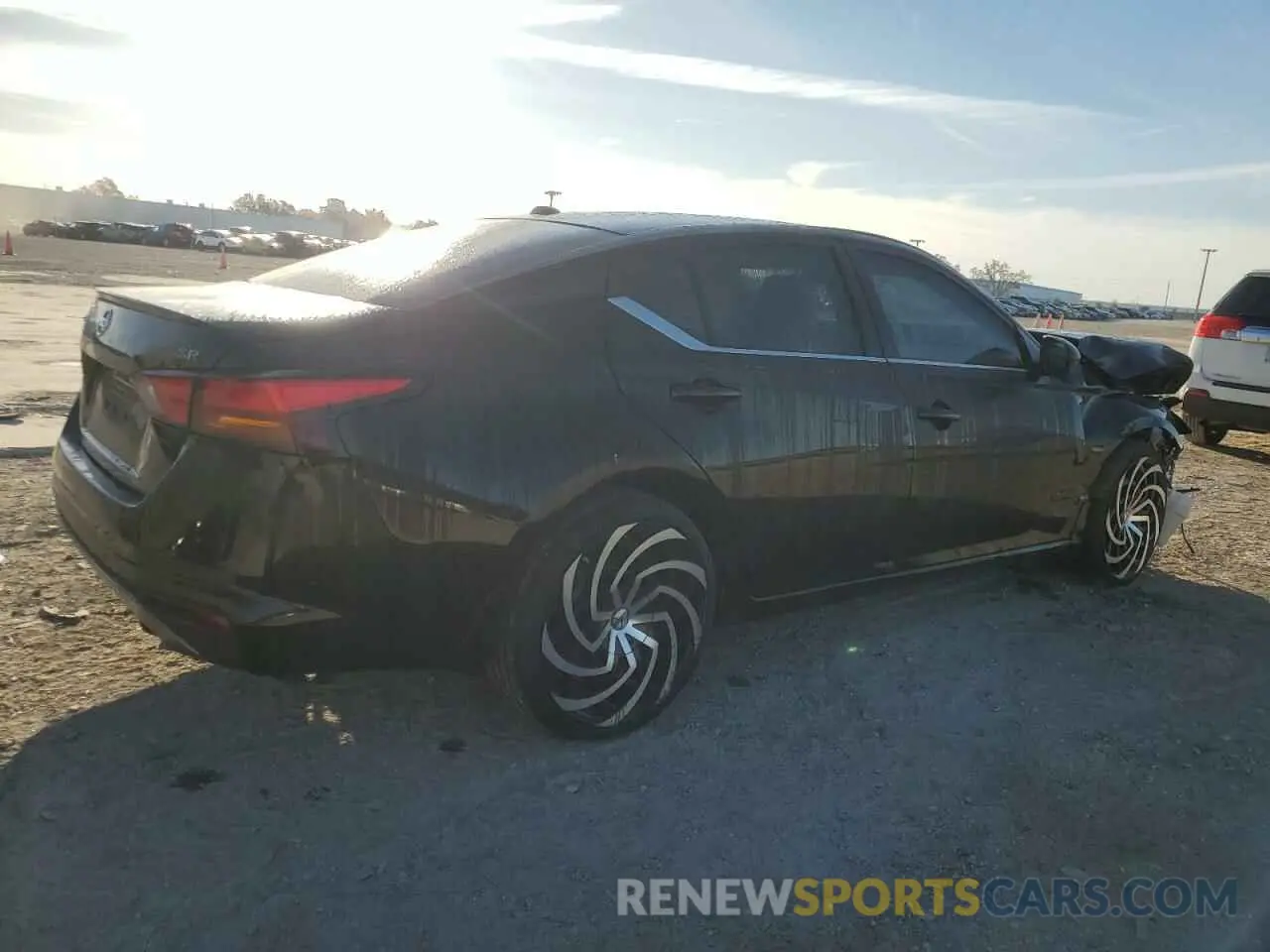 3 Photograph of a damaged car 1N4BL4CV9LC167139 NISSAN ALTIMA 2020