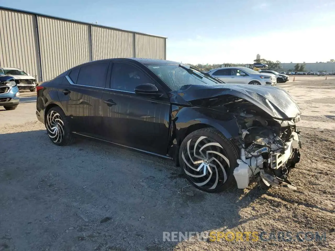 4 Photograph of a damaged car 1N4BL4CV9LC167139 NISSAN ALTIMA 2020