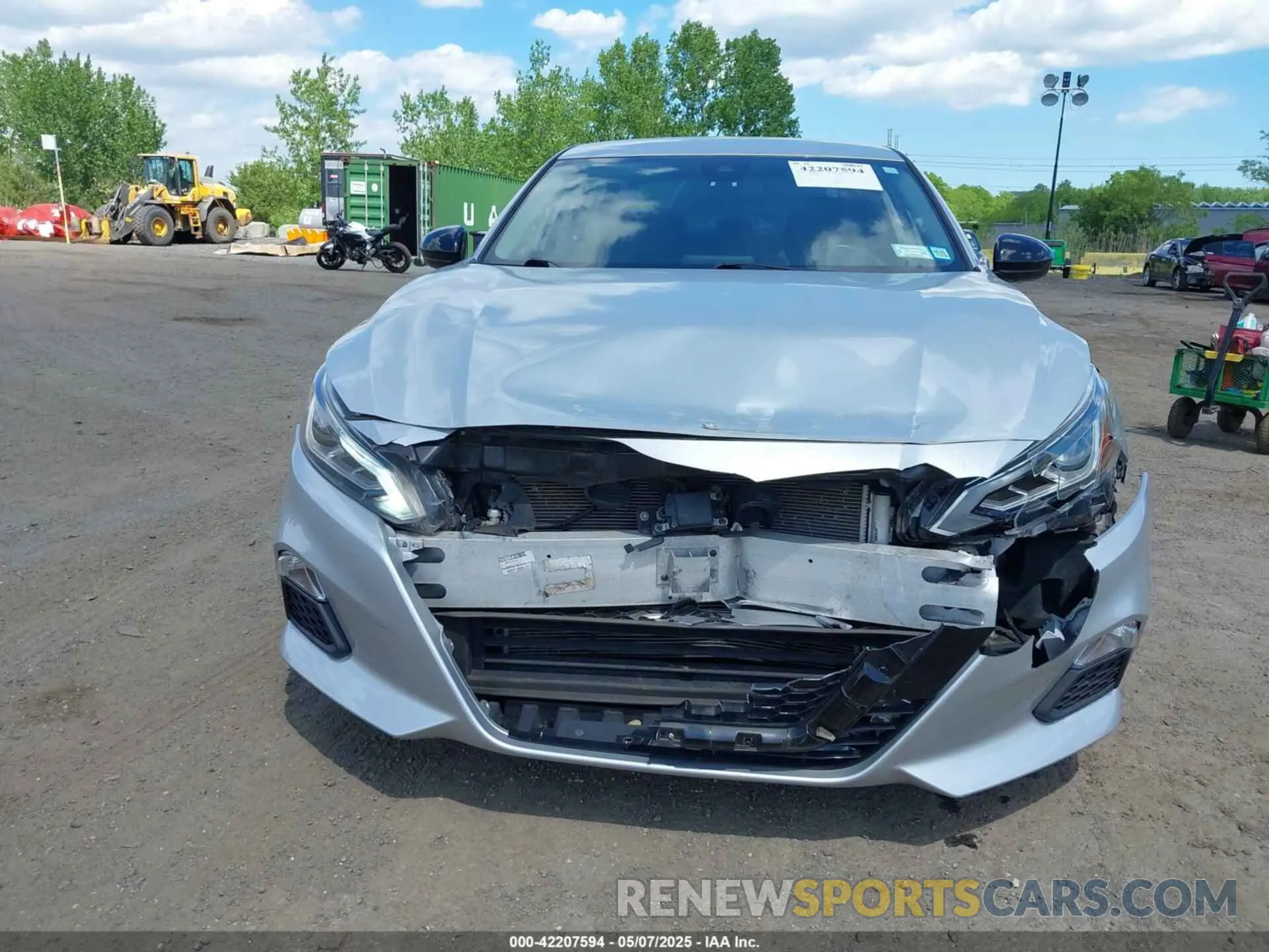 12 Photograph of a damaged car 1N4BL4CV9LC175340 NISSAN ALTIMA 2020
