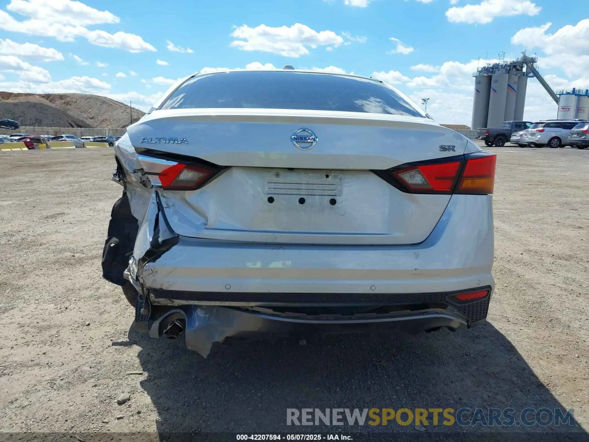 16 Photograph of a damaged car 1N4BL4CV9LC175340 NISSAN ALTIMA 2020