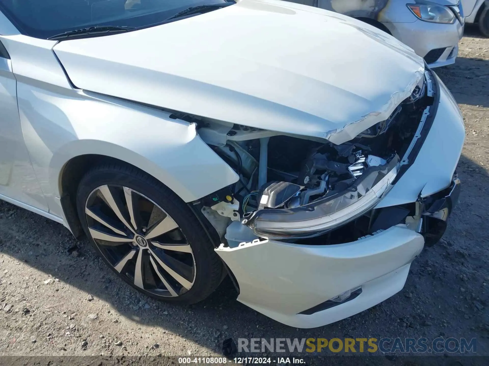 18 Photograph of a damaged car 1N4BL4CV9LC221698 NISSAN ALTIMA 2020