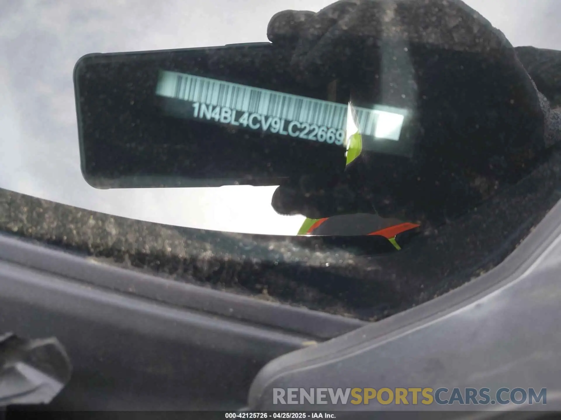 17 Photograph of a damaged car 1N4BL4CV9LC226691 NISSAN ALTIMA 2020