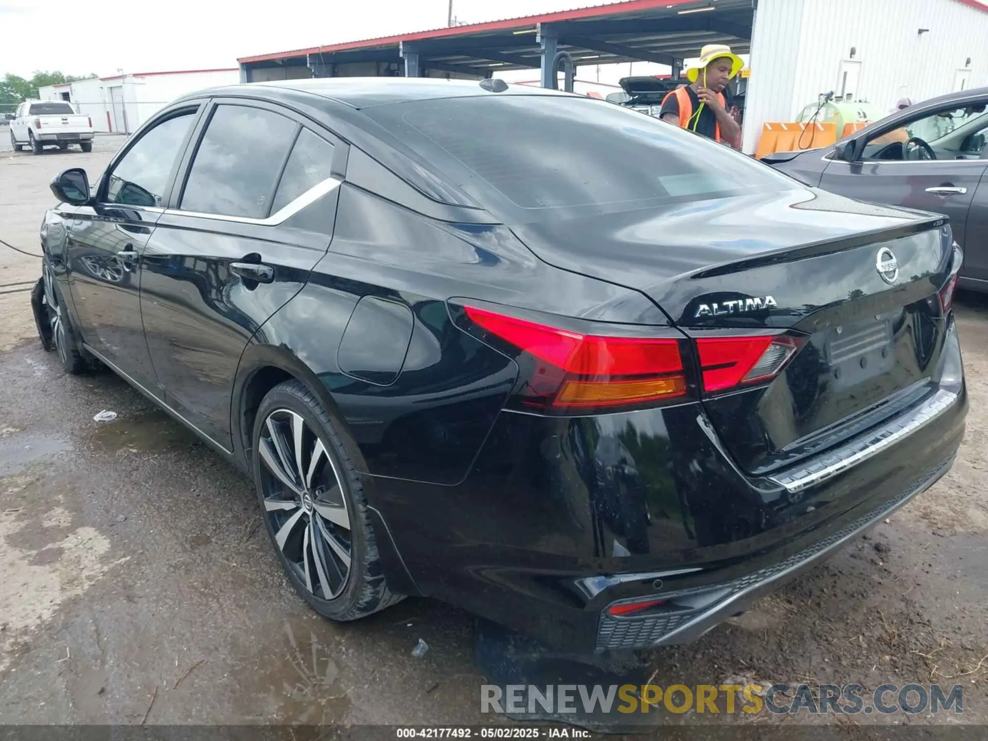 3 Photograph of a damaged car 1N4BL4CV9LC281917 NISSAN ALTIMA 2020