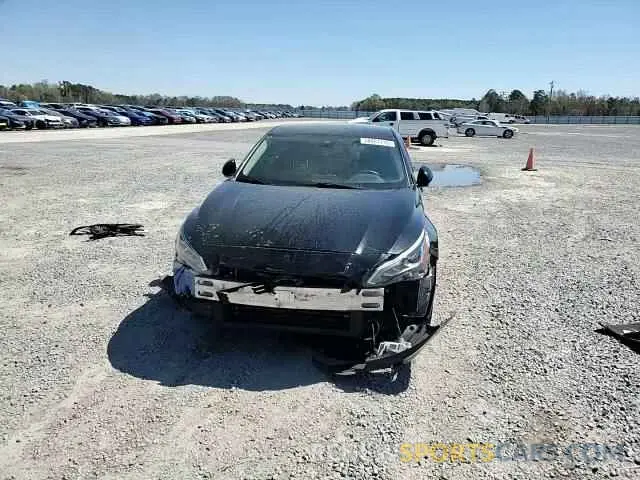 11 Photograph of a damaged car 1N4BL4CV9LN309090 NISSAN ALTIMA 2020