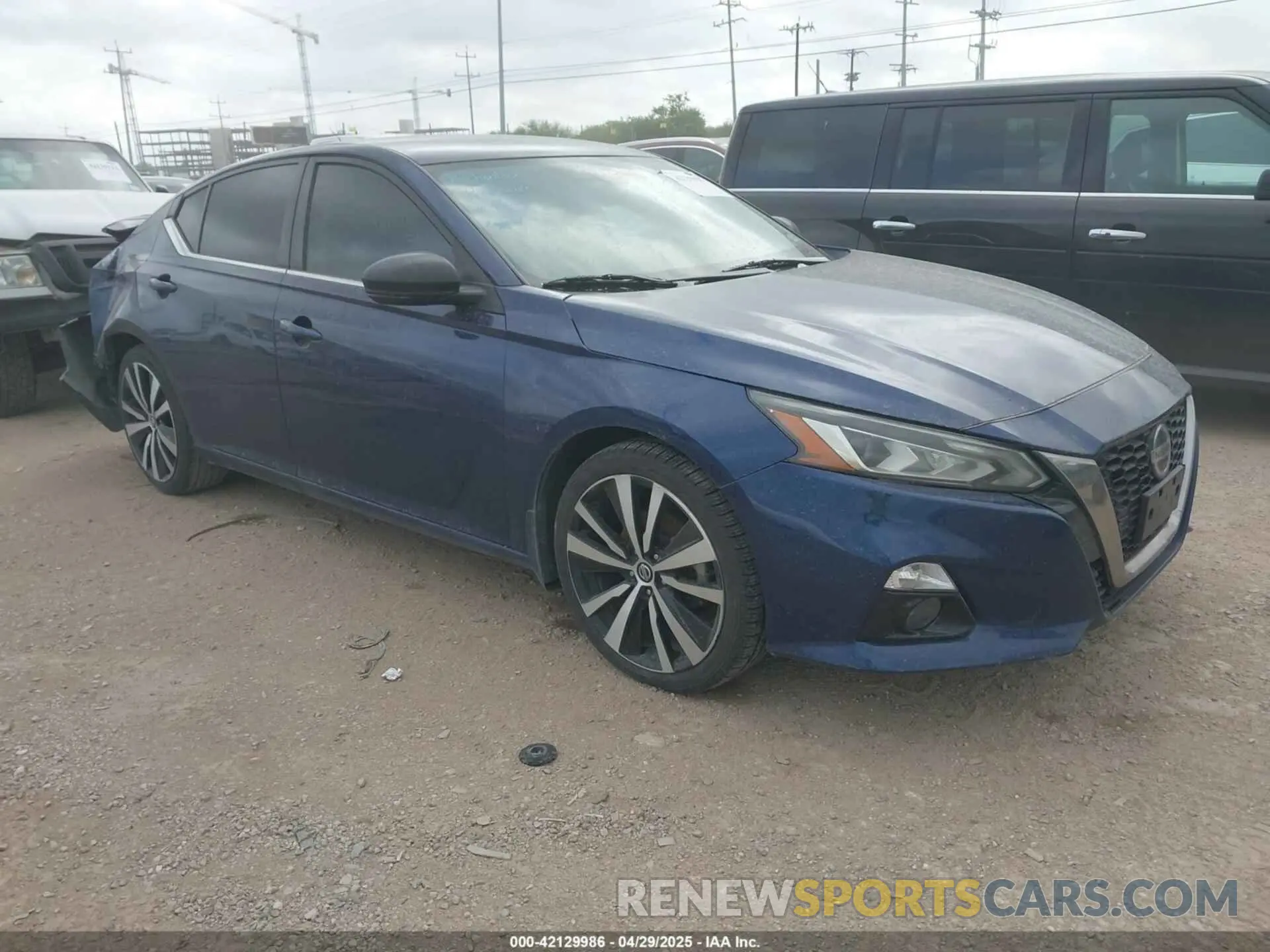 1 Photograph of a damaged car 1N4BL4CV9LN317593 NISSAN ALTIMA 2020
