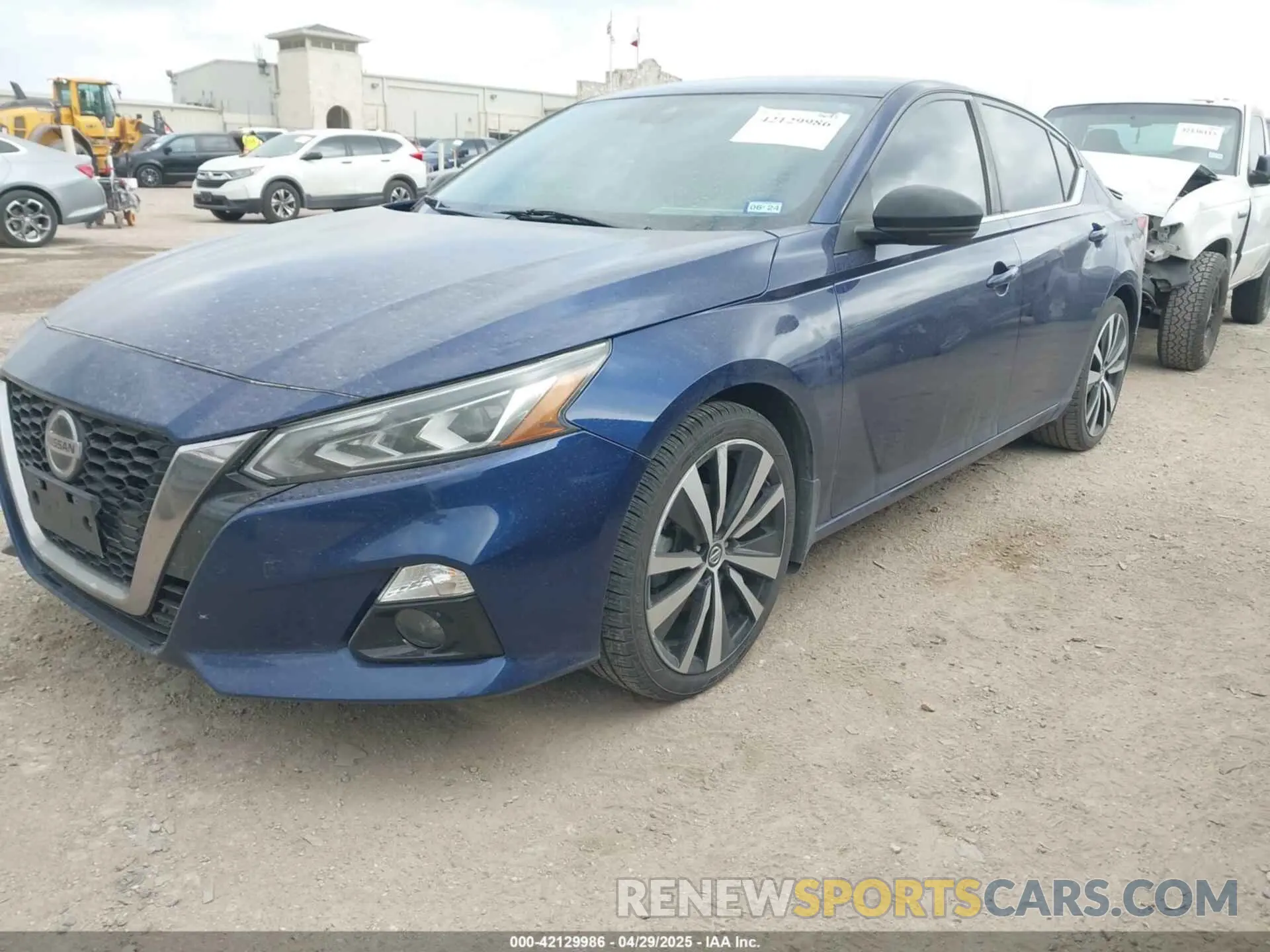 2 Photograph of a damaged car 1N4BL4CV9LN317593 NISSAN ALTIMA 2020