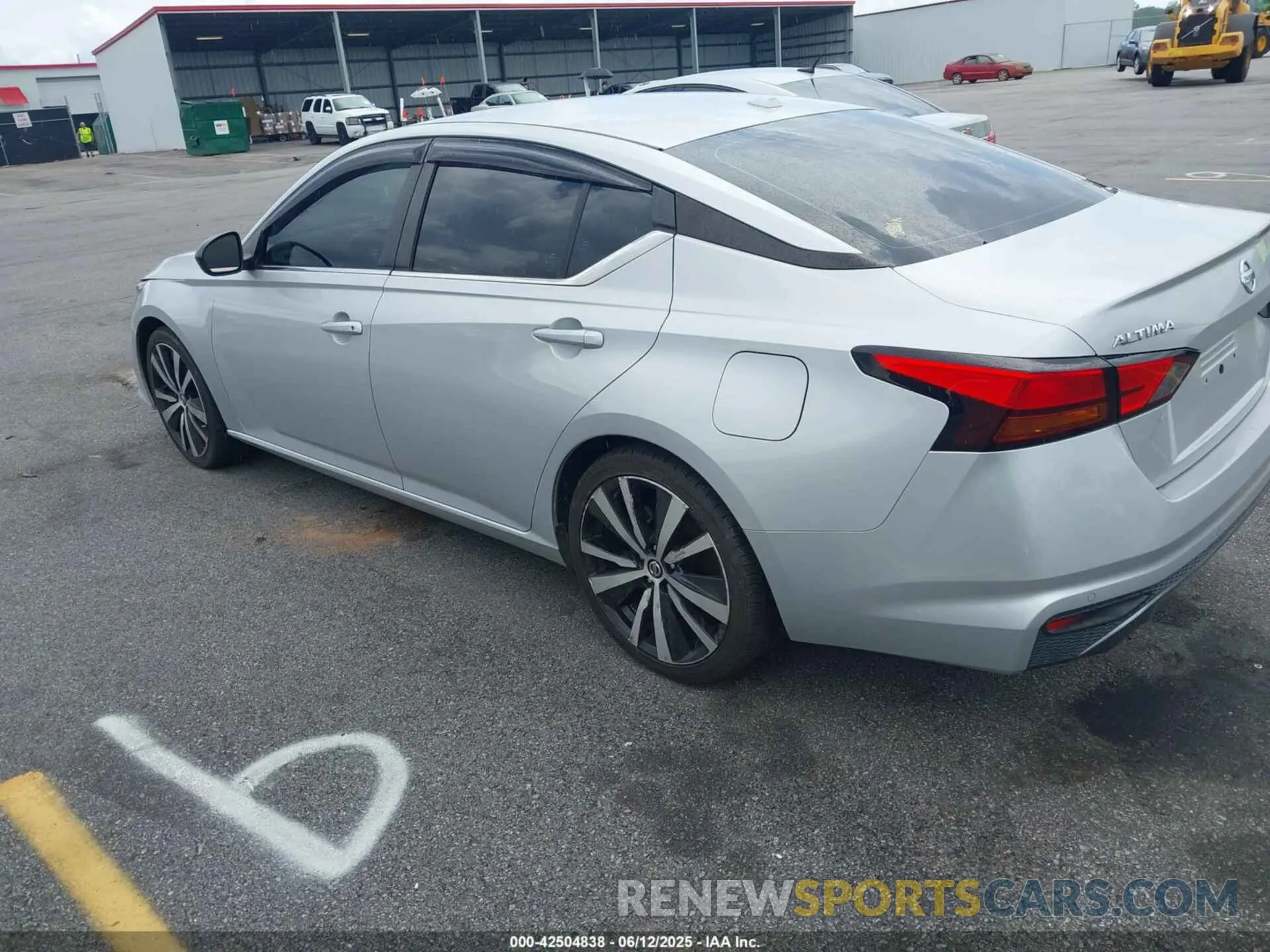 3 Photograph of a damaged car 1N4BL4CVXLC130195 NISSAN ALTIMA 2020