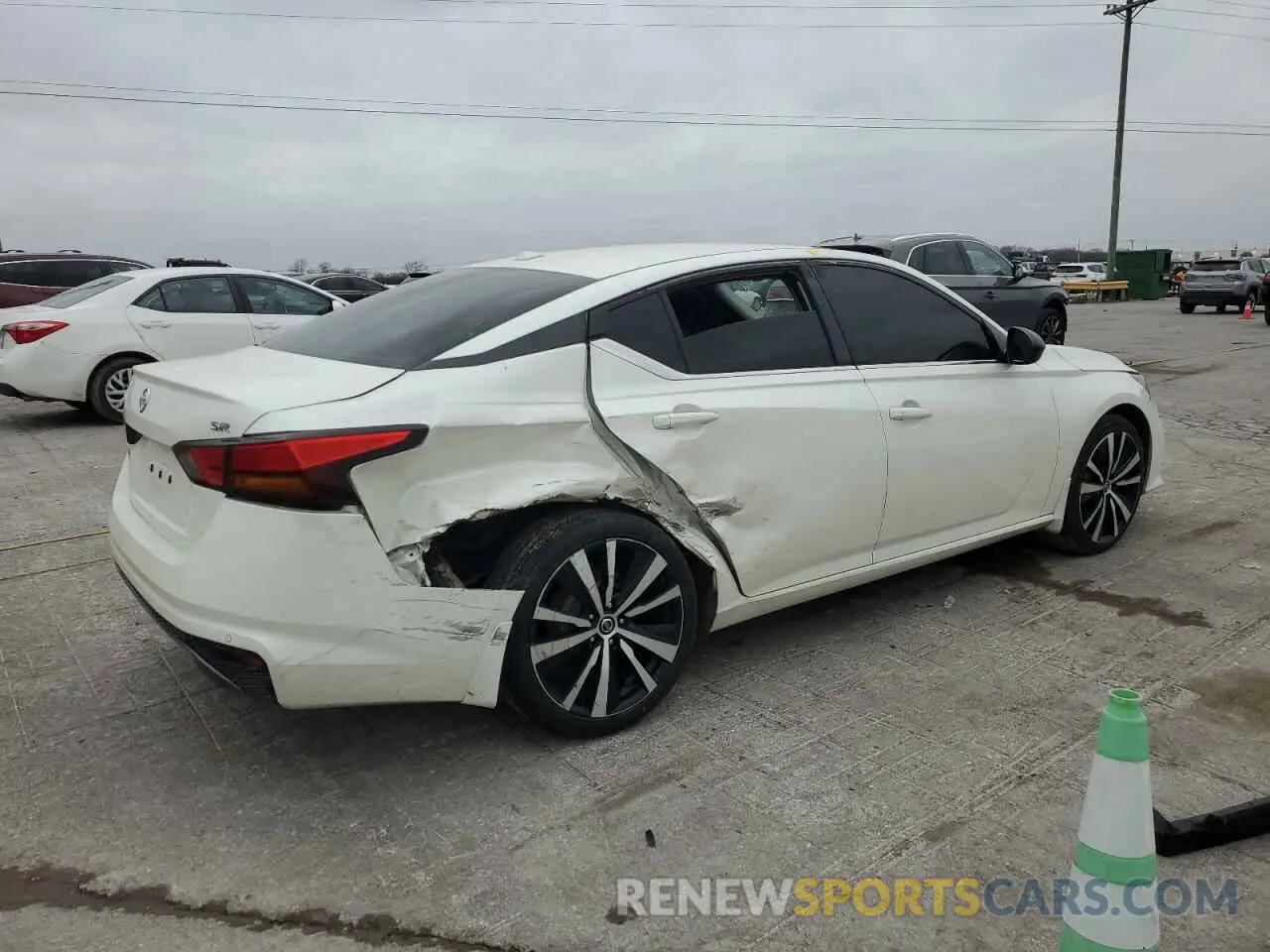 3 Photograph of a damaged car 1N4BL4CVXLC188940 NISSAN ALTIMA 2020