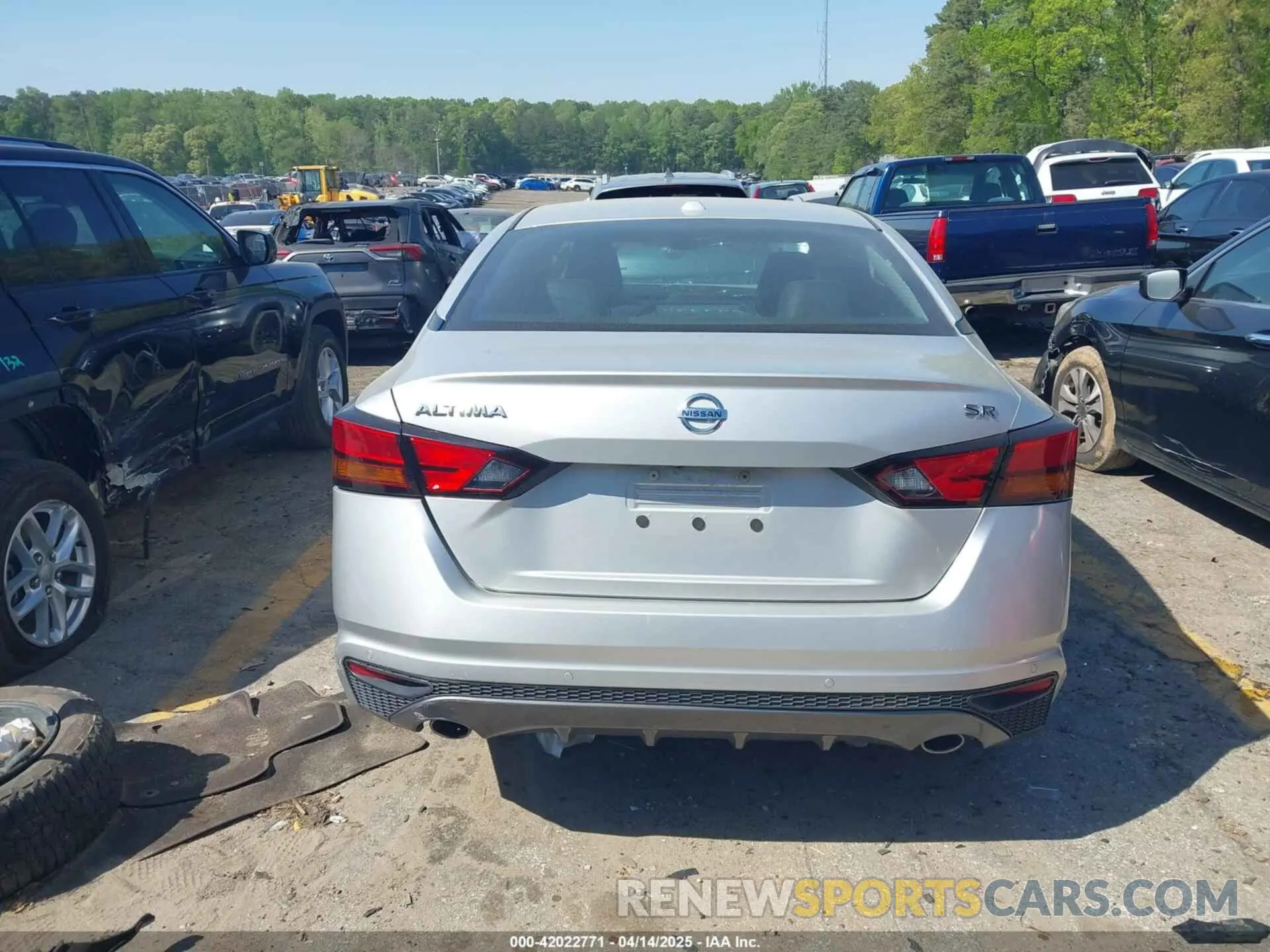 16 Photograph of a damaged car 1N4BL4CVXLC221600 NISSAN ALTIMA 2020