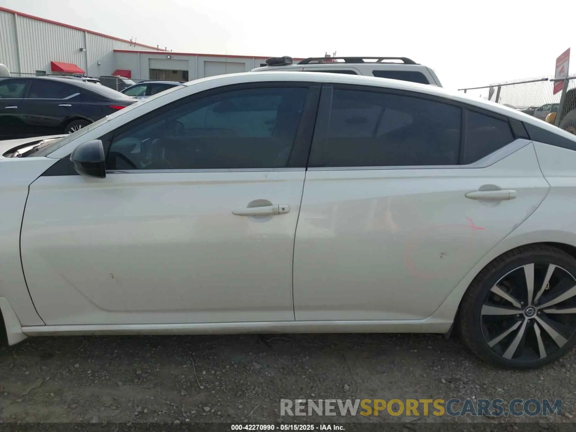 15 Photograph of a damaged car 1N4BL4CVXLC273213 NISSAN ALTIMA 2020