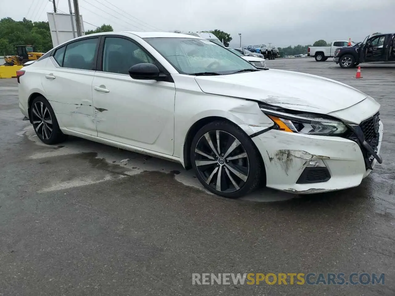 4 Photograph of a damaged car 1N4BL4CVXLC286222 NISSAN ALTIMA 2020