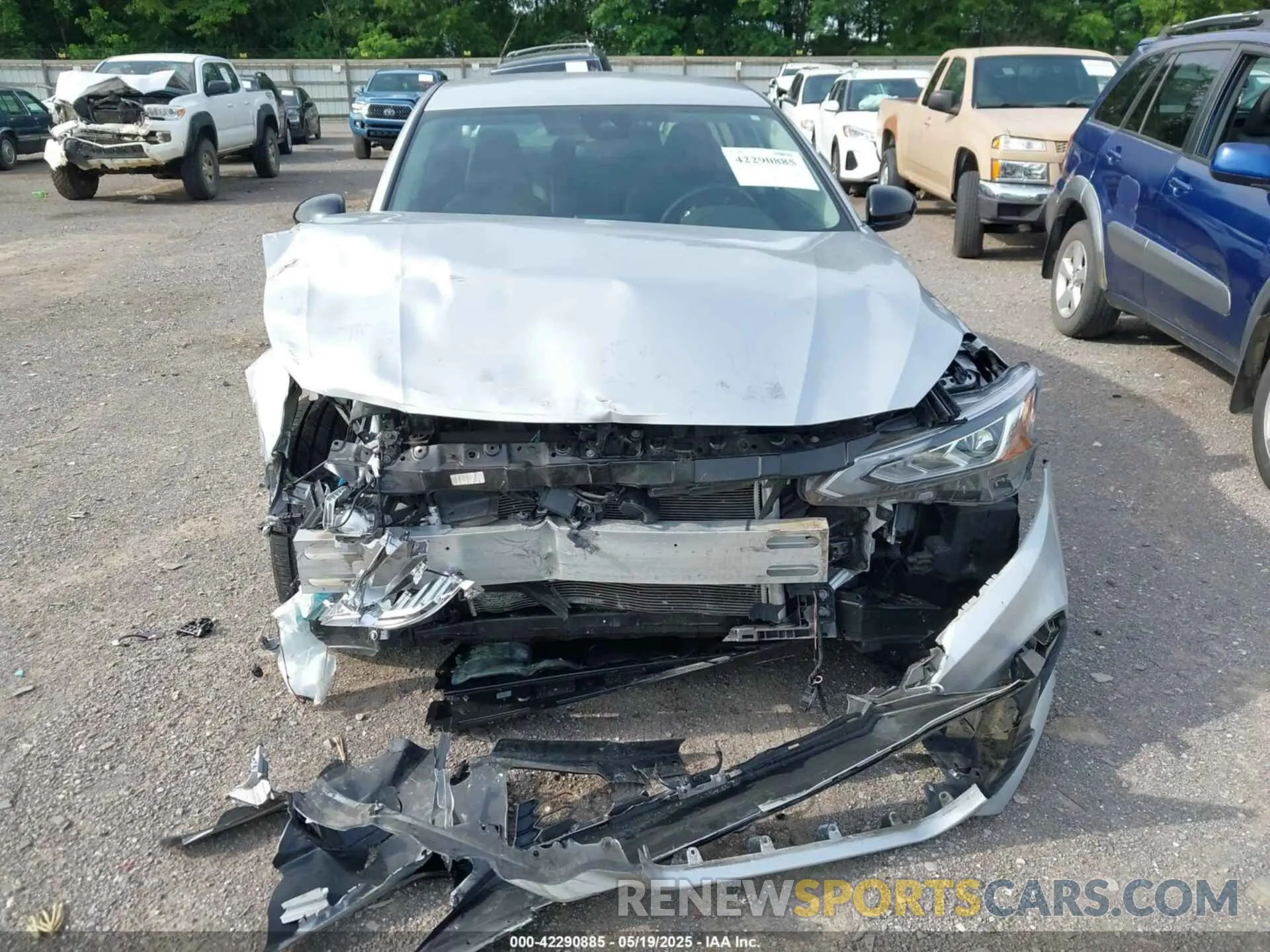 12 Photograph of a damaged car 1N4BL4CVXLN300897 NISSAN ALTIMA 2020