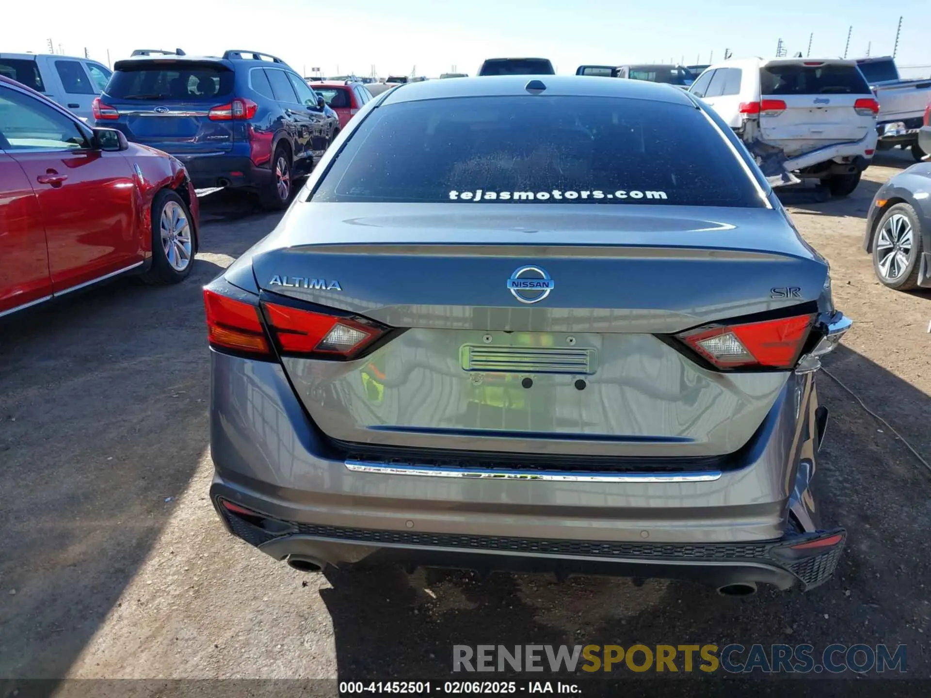 16 Photograph of a damaged car 1N4BL4CVXLN318977 NISSAN ALTIMA 2020