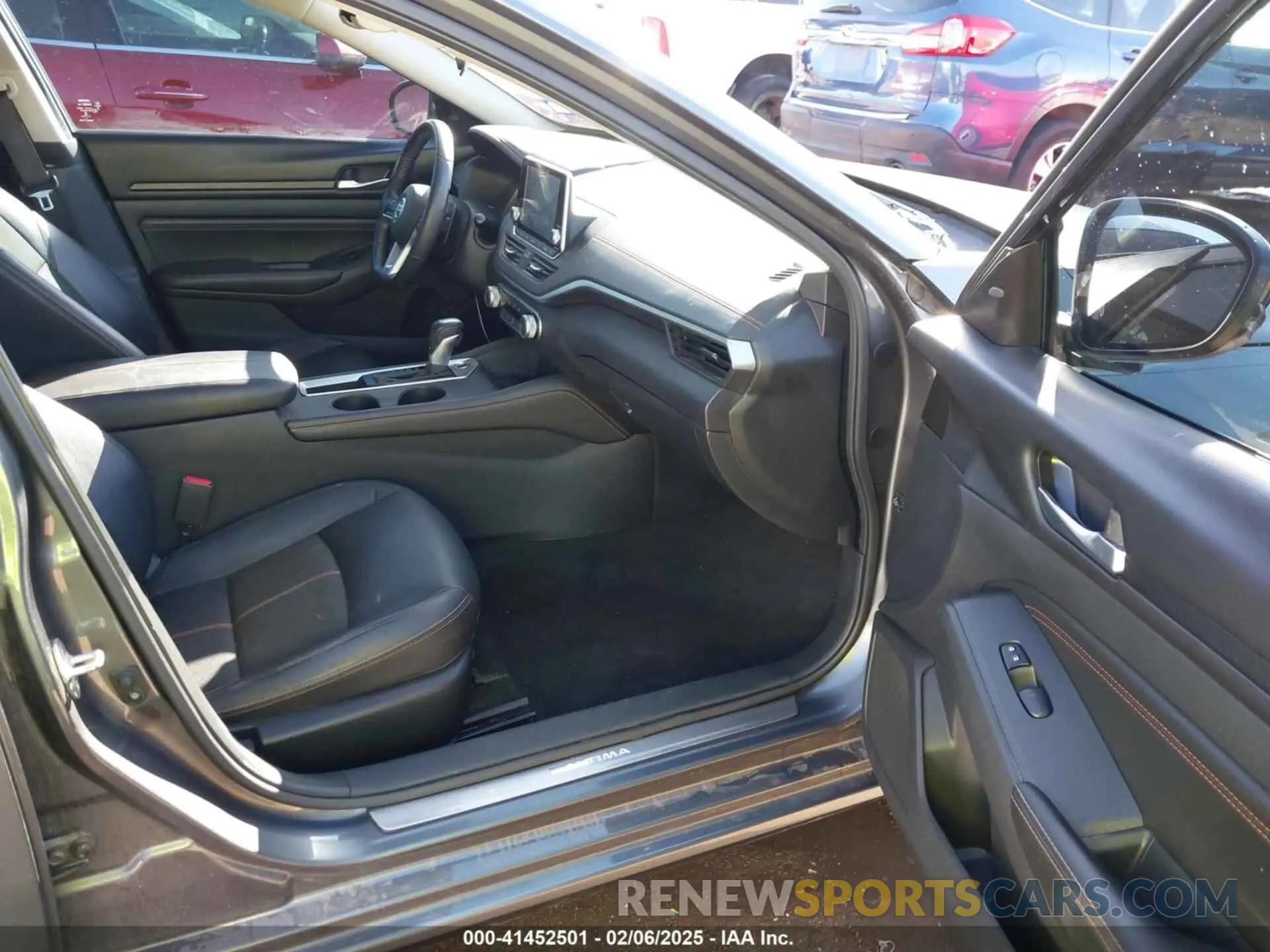 5 Photograph of a damaged car 1N4BL4CVXLN318977 NISSAN ALTIMA 2020