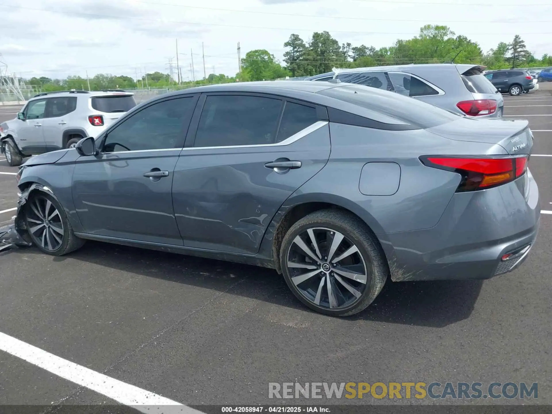 14 Photograph of a damaged car 1N4BL4CW0LC229519 NISSAN ALTIMA 2020