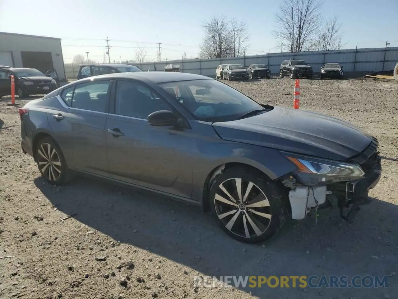 4 Photograph of a damaged car 1N4BL4CW0LC255991 NISSAN ALTIMA 2020