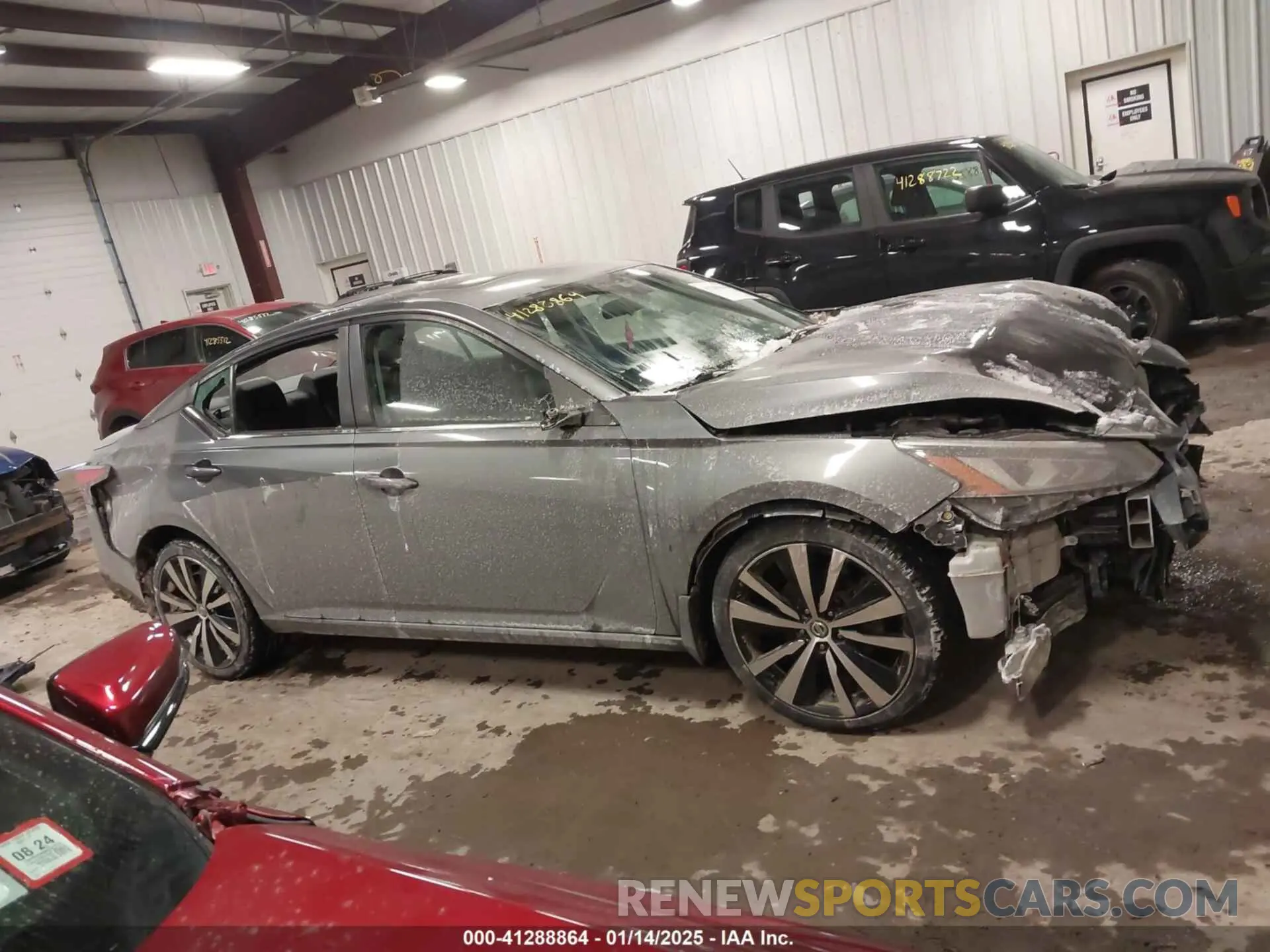 13 Photograph of a damaged car 1N4BL4CW1LC172408 NISSAN ALTIMA 2020