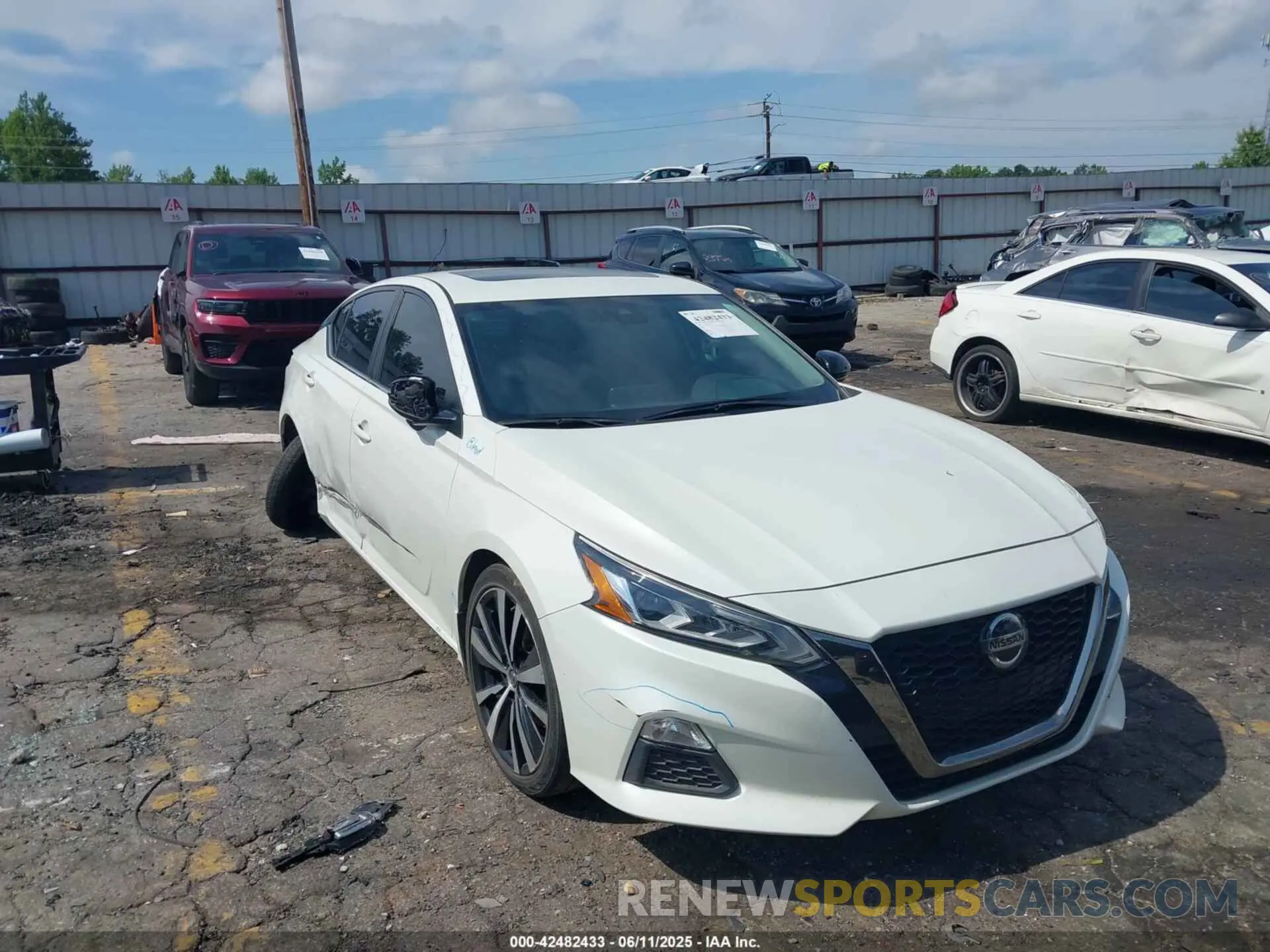 1 Photograph of a damaged car 1N4BL4CW4LC179238 NISSAN ALTIMA 2020