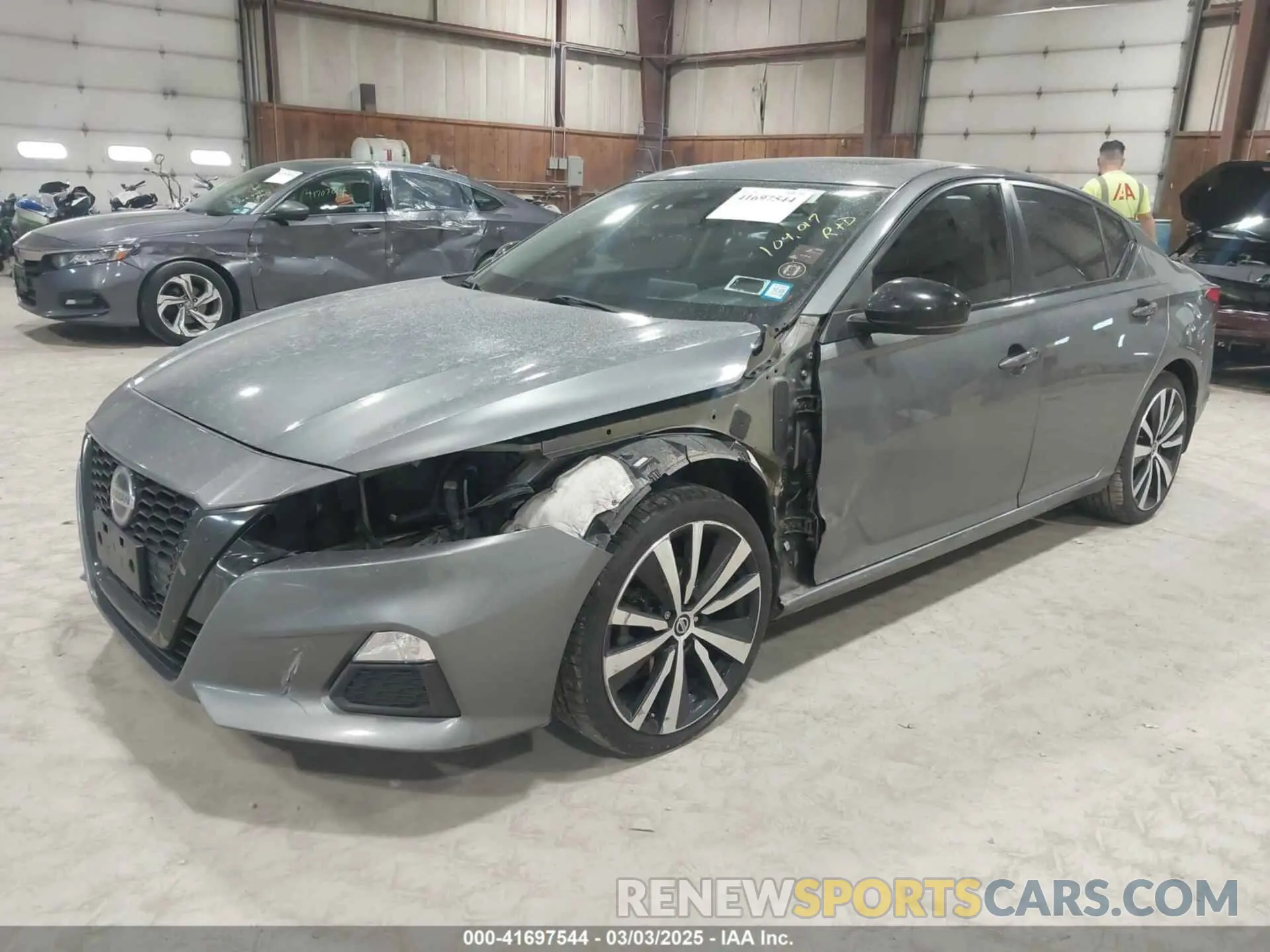 2 Photograph of a damaged car 1N4BL4CW4LN322967 NISSAN ALTIMA 2020