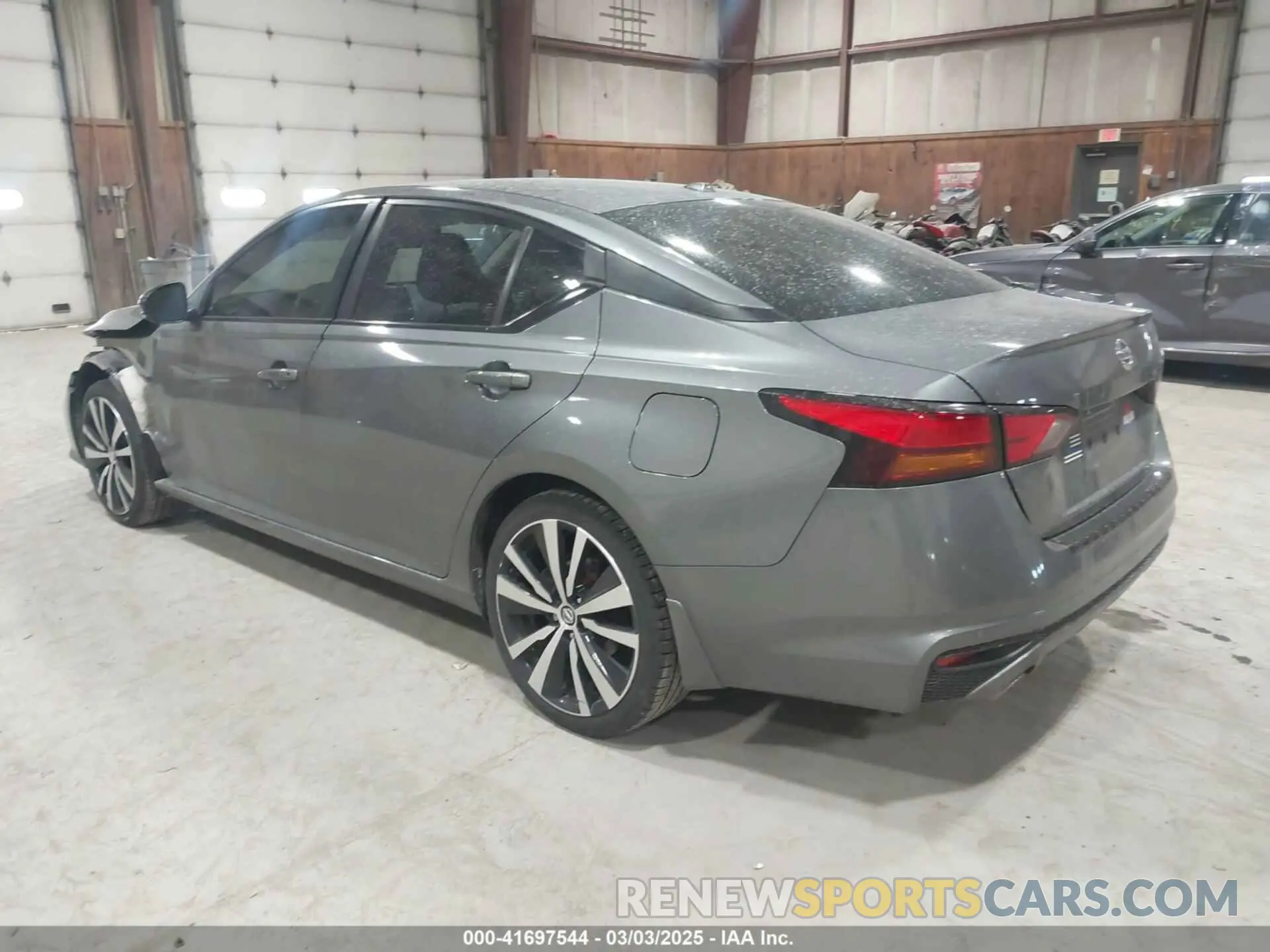 3 Photograph of a damaged car 1N4BL4CW4LN322967 NISSAN ALTIMA 2020