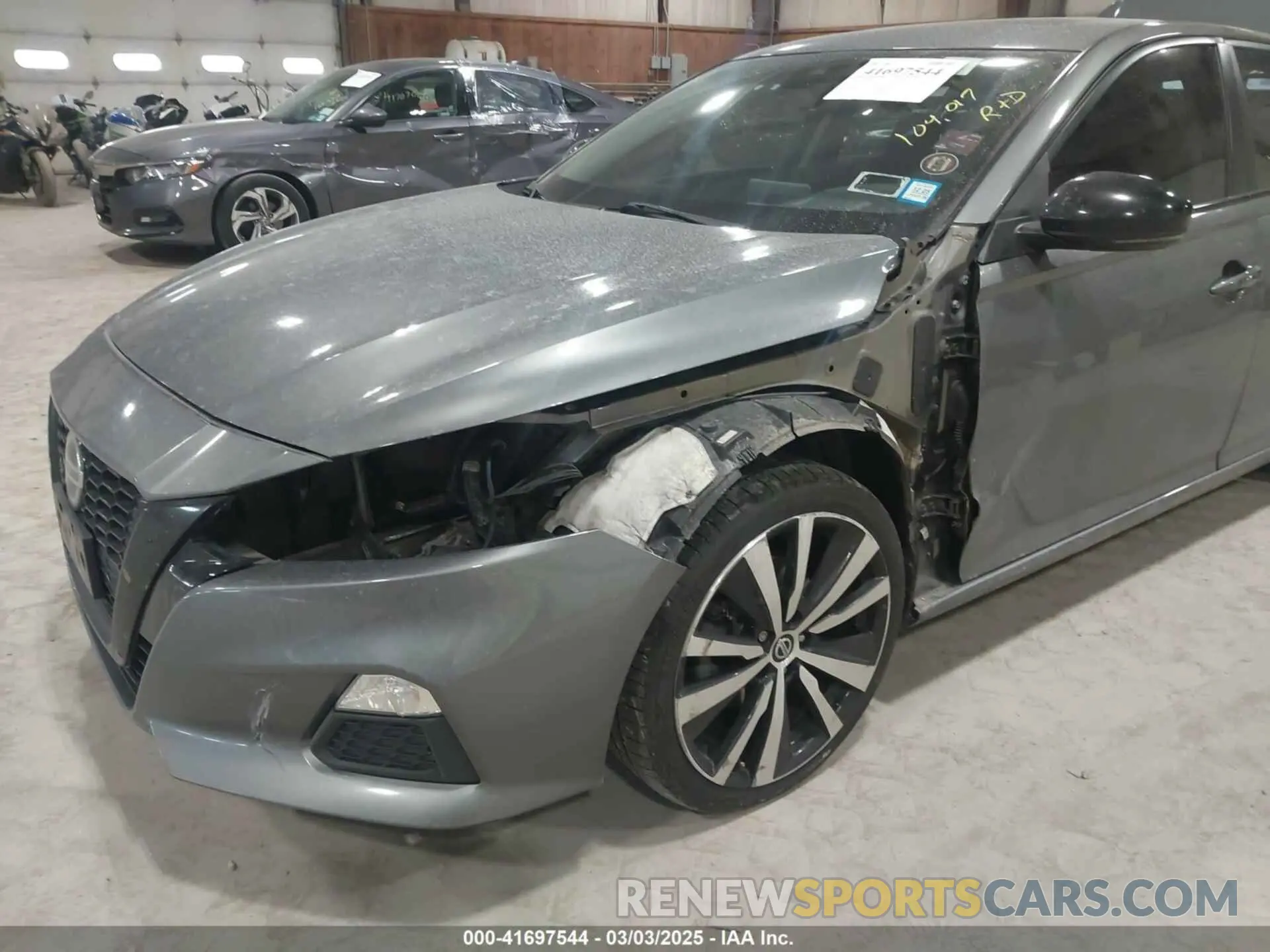 6 Photograph of a damaged car 1N4BL4CW4LN322967 NISSAN ALTIMA 2020