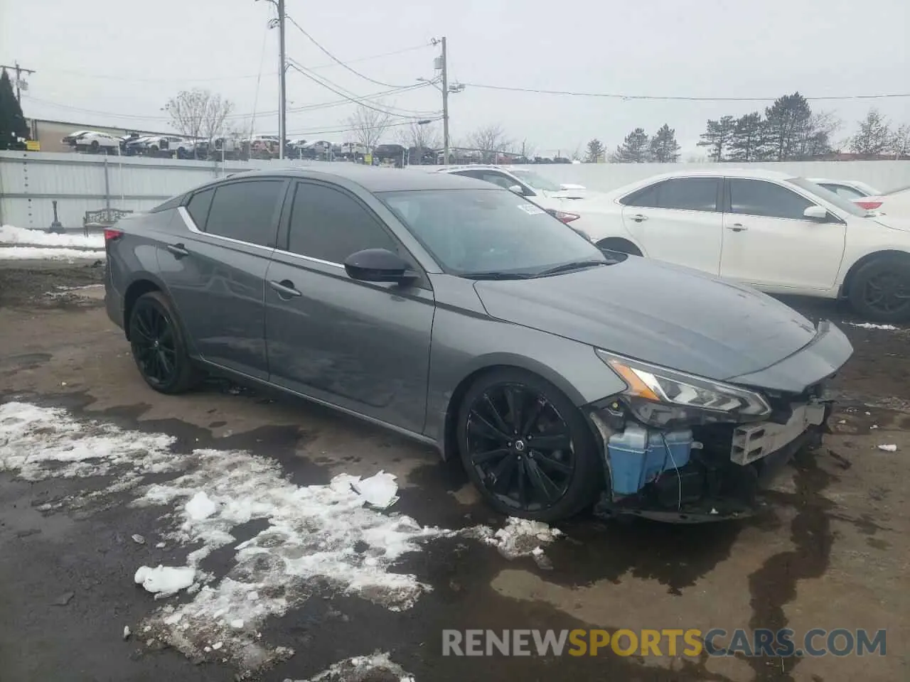 4 Photograph of a damaged car 1N4BL4CW6LC257079 NISSAN ALTIMA 2020