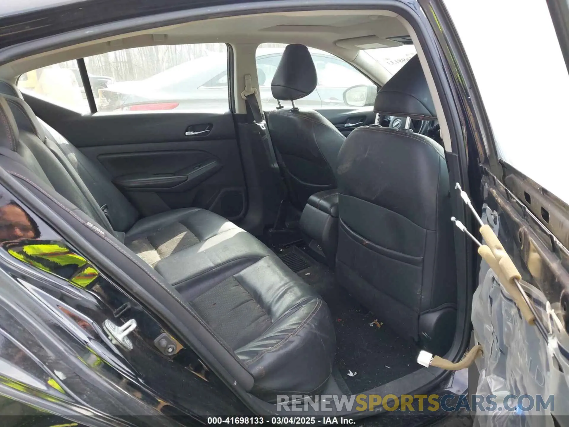8 Photograph of a damaged car 1N4BL4CW7LC128381 NISSAN ALTIMA 2020