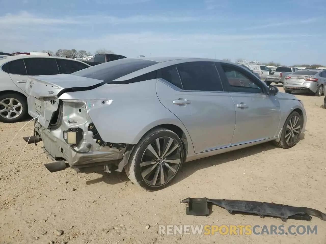 3 Photograph of a damaged car 1N4BL4CW7LC138943 NISSAN ALTIMA 2020
