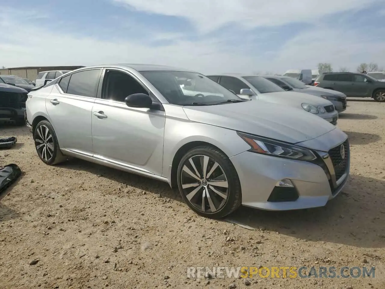 4 Photograph of a damaged car 1N4BL4CW7LC138943 NISSAN ALTIMA 2020