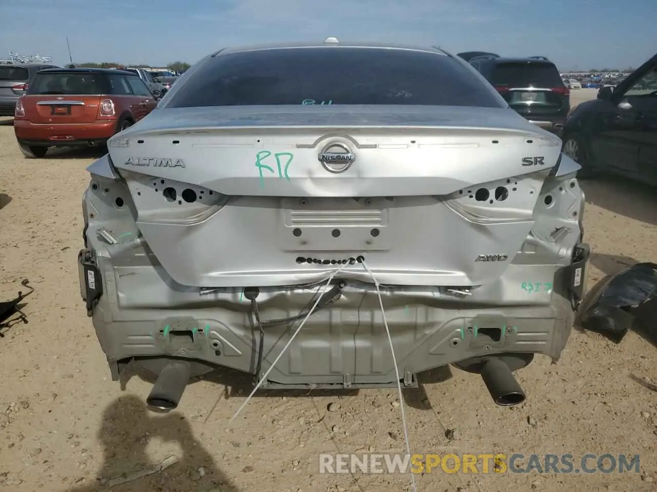 6 Photograph of a damaged car 1N4BL4CW7LC138943 NISSAN ALTIMA 2020