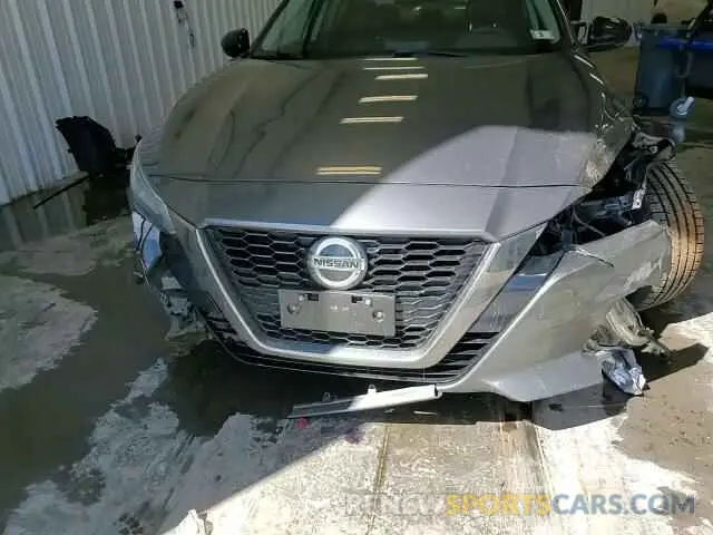 10 Photograph of a damaged car 1N4BL4CW8LC100377 NISSAN ALTIMA 2020