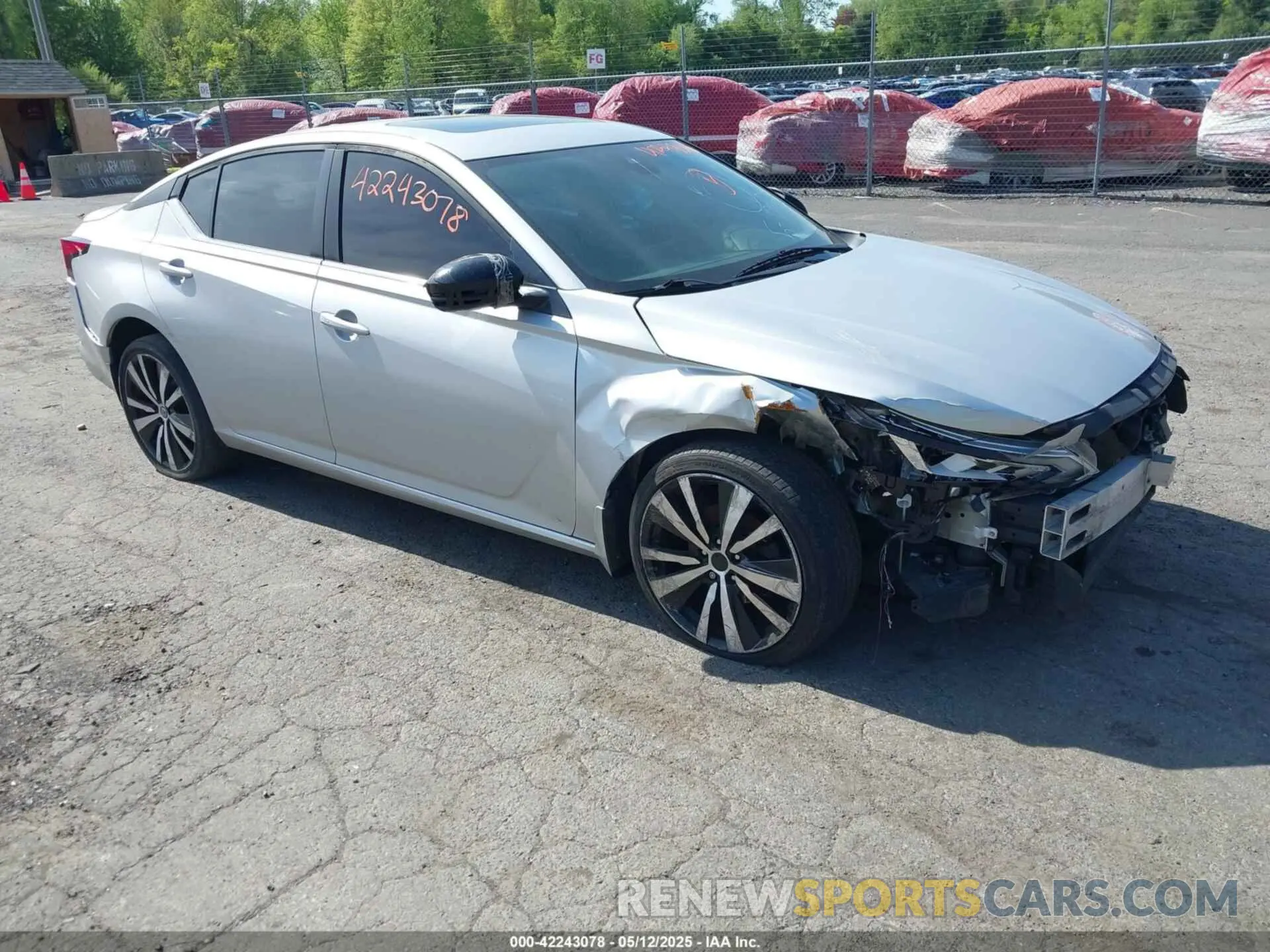 1 Photograph of a damaged car 1N4BL4CW8LC137493 NISSAN ALTIMA 2020