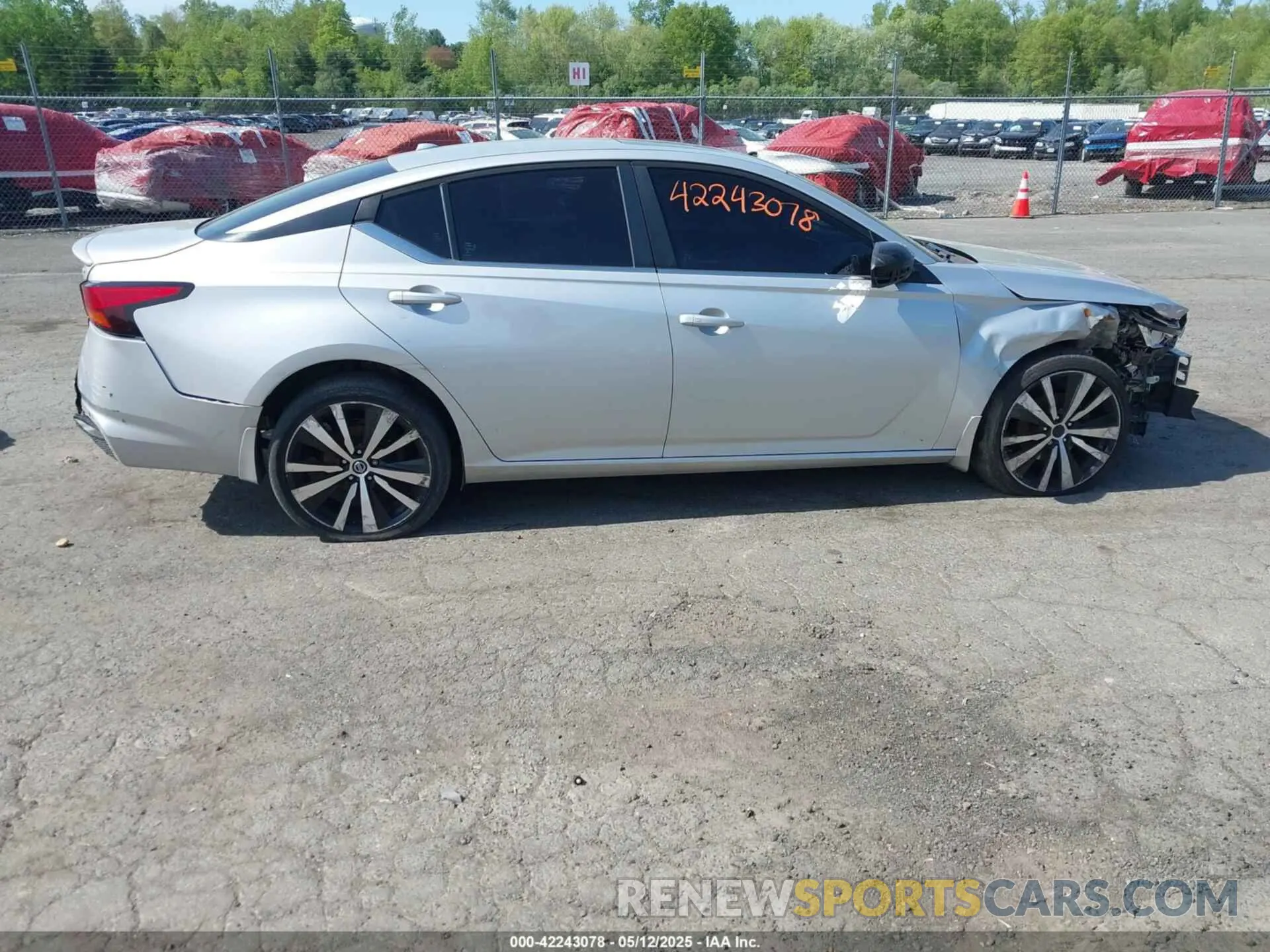 14 Photograph of a damaged car 1N4BL4CW8LC137493 NISSAN ALTIMA 2020