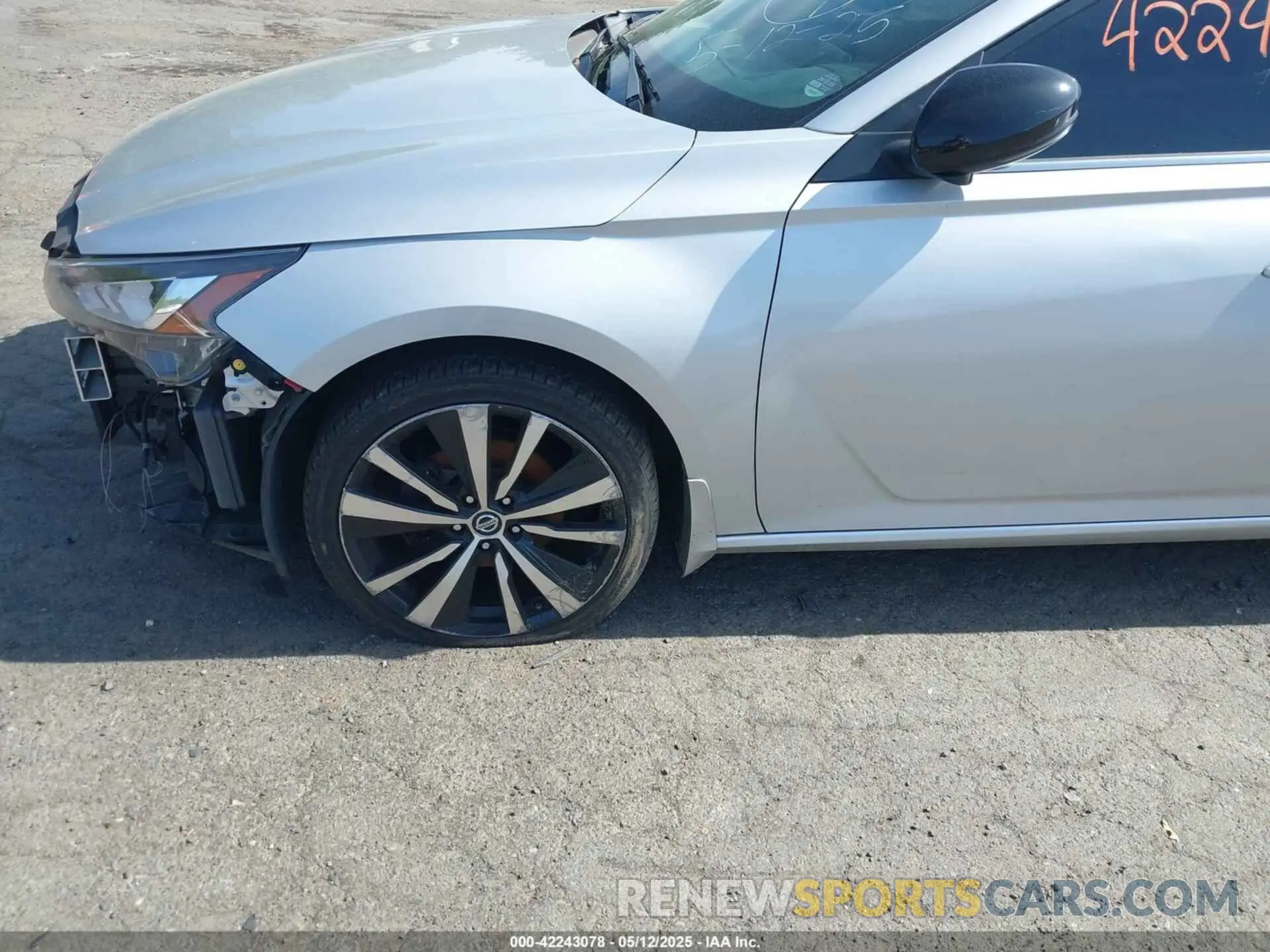 19 Photograph of a damaged car 1N4BL4CW8LC137493 NISSAN ALTIMA 2020