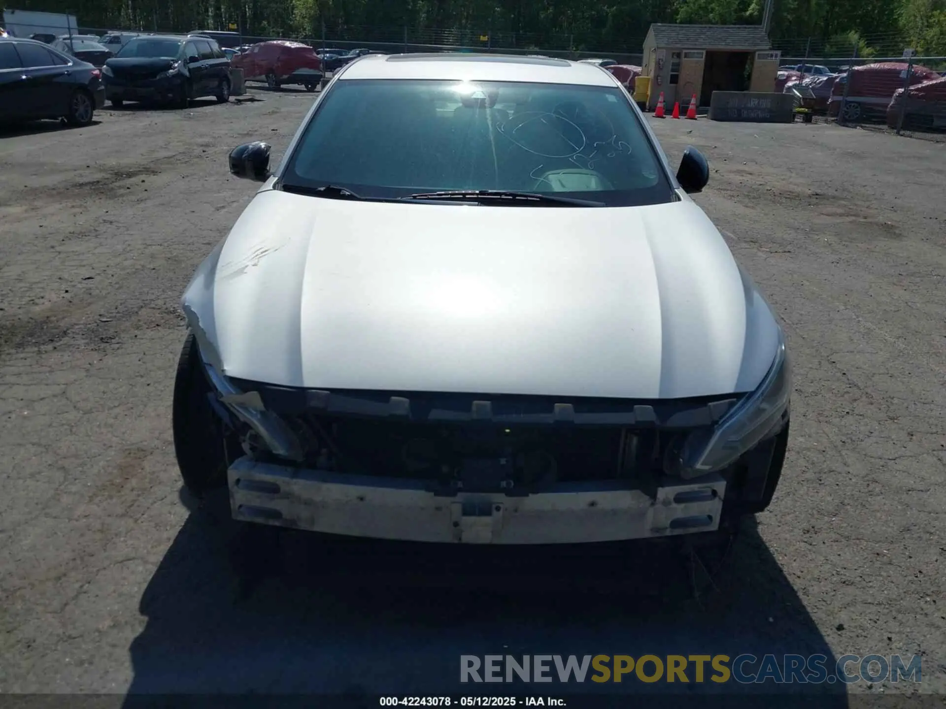 6 Photograph of a damaged car 1N4BL4CW8LC137493 NISSAN ALTIMA 2020
