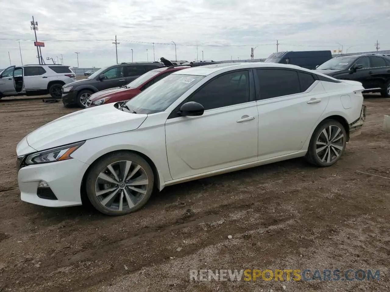 1 Photograph of a damaged car 1N4BL4CW9LN311236 NISSAN ALTIMA 2020