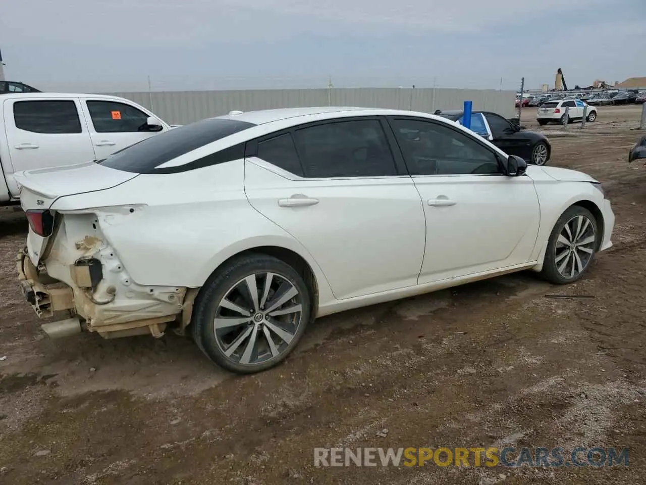 3 Photograph of a damaged car 1N4BL4CW9LN311236 NISSAN ALTIMA 2020