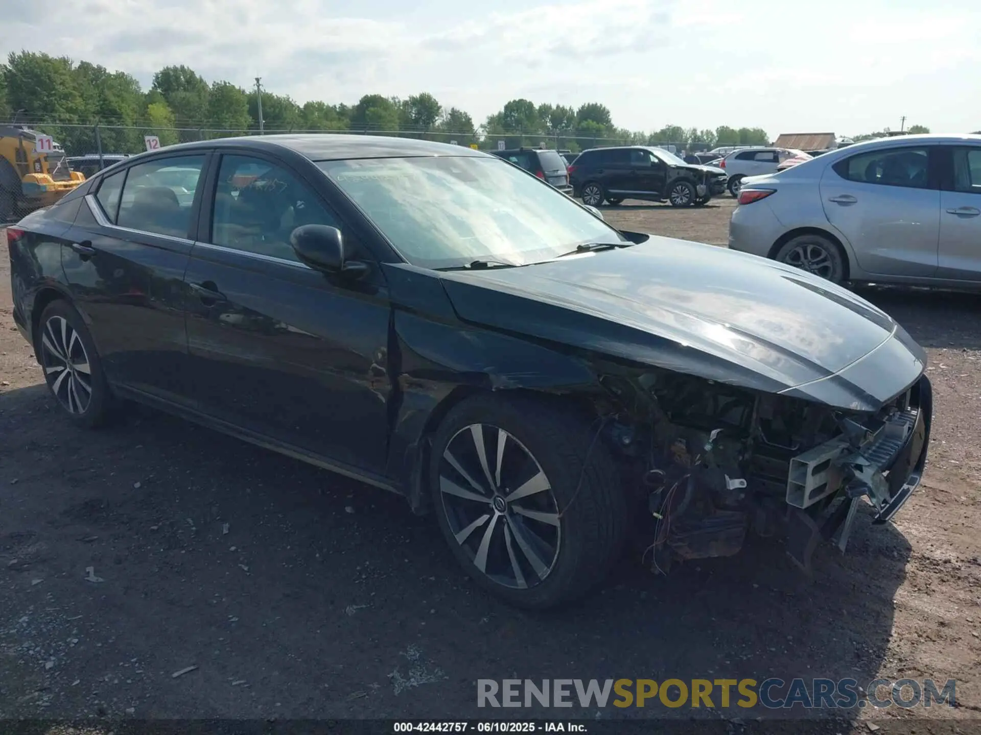 1 Photograph of a damaged car 1N4BL4CWXLC194875 NISSAN ALTIMA 2020