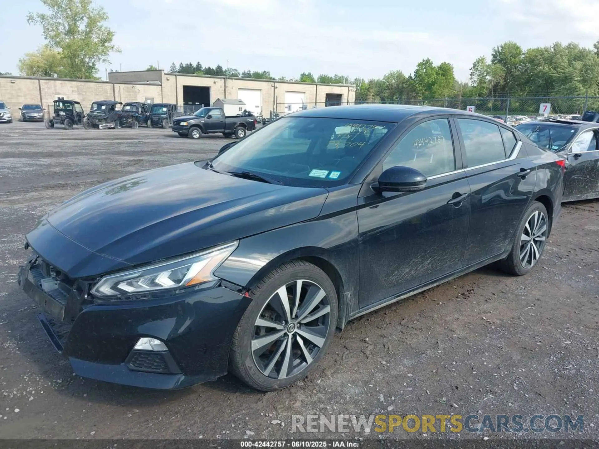 2 Photograph of a damaged car 1N4BL4CWXLC194875 NISSAN ALTIMA 2020