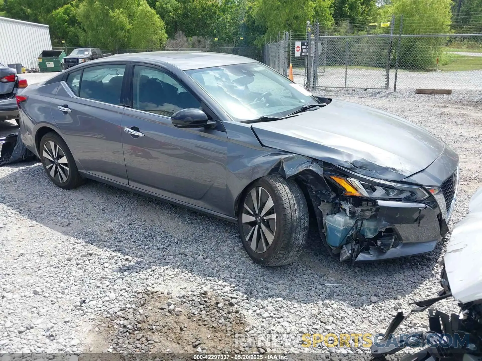 1 Photograph of a damaged car 1N4BL4DV2LC162265 NISSAN ALTIMA 2020
