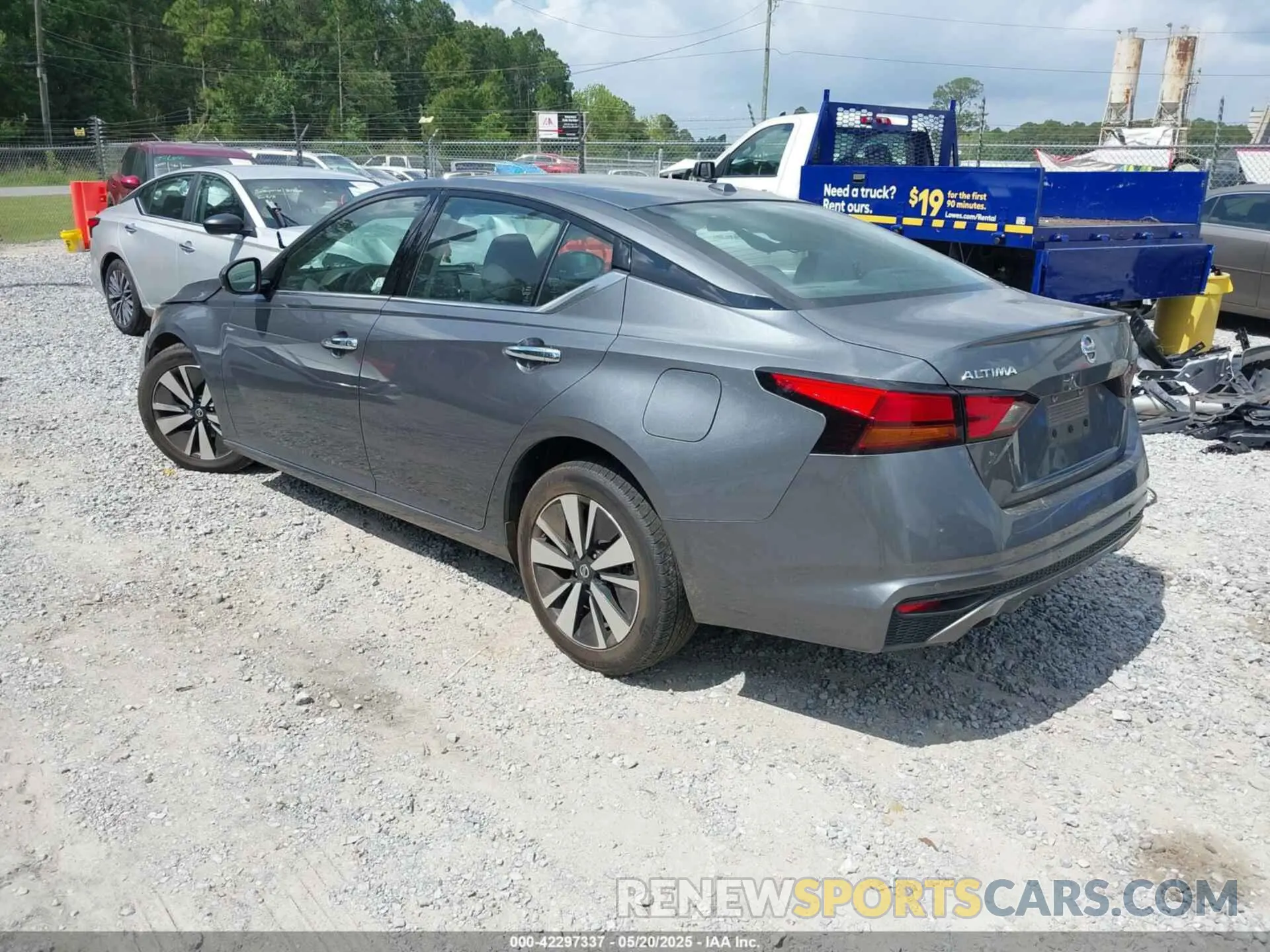 3 Photograph of a damaged car 1N4BL4DV2LC162265 NISSAN ALTIMA 2020