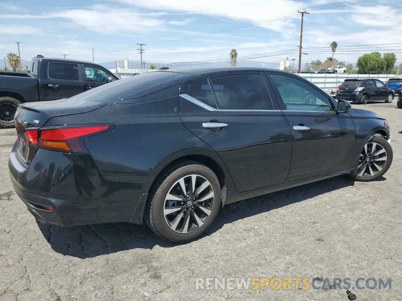 3 Photograph of a damaged car 1N4BL4DV2LC280459 NISSAN ALTIMA 2020