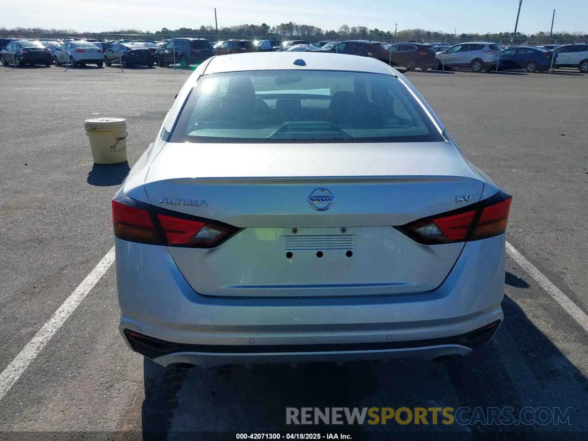 16 Photograph of a damaged car 1N4BL4DV3LC182167 NISSAN ALTIMA 2020