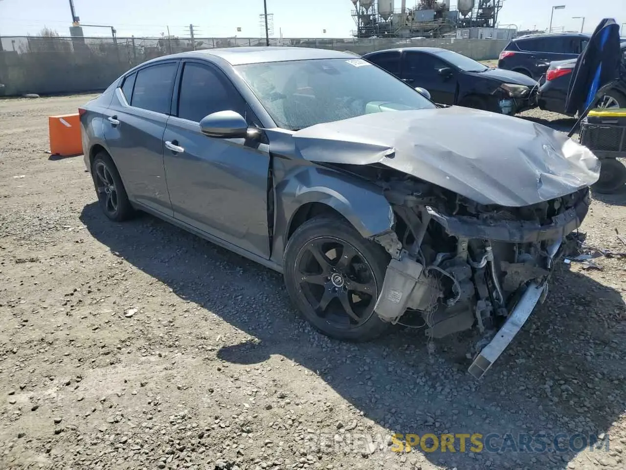 4 Photograph of a damaged car 1N4BL4DV4LC154555 NISSAN ALTIMA 2020