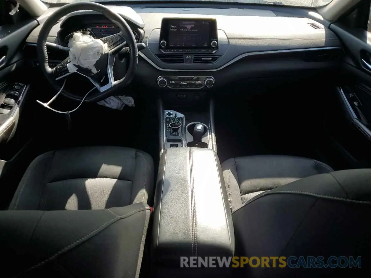 8 Photograph of a damaged car 1N4BL4DV4LC154555 NISSAN ALTIMA 2020