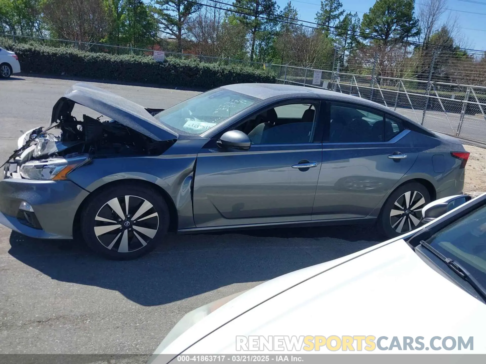 15 Photograph of a damaged car 1N4BL4DV4LC167077 NISSAN ALTIMA 2020