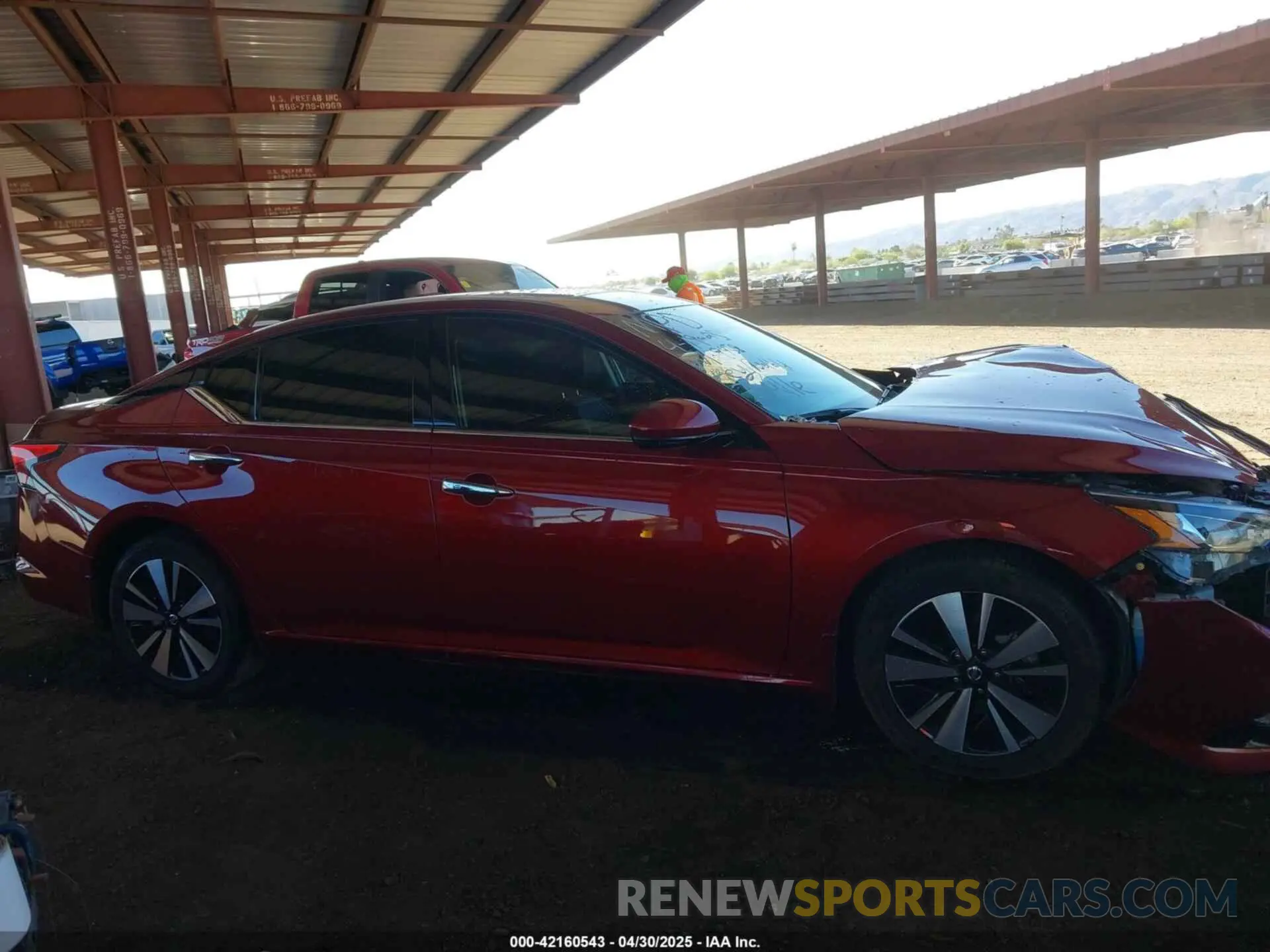 13 Photograph of a damaged car 1N4BL4DV4LN319458 NISSAN ALTIMA 2020